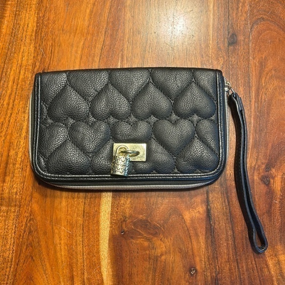 Betsey johnson locket heart wallet